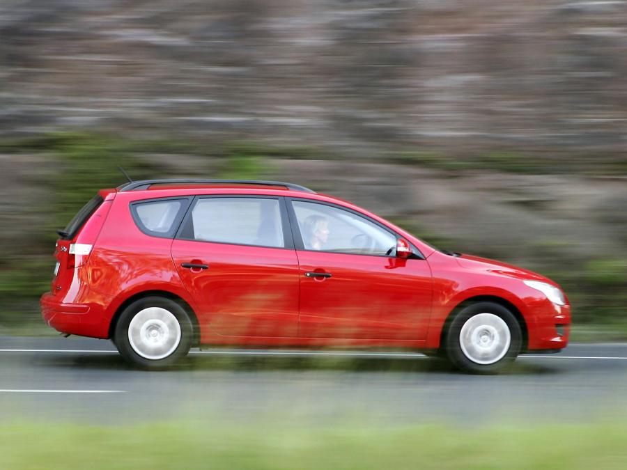  Hyundai i30 CW 2009 года  (AU) (фото 14 из 15)